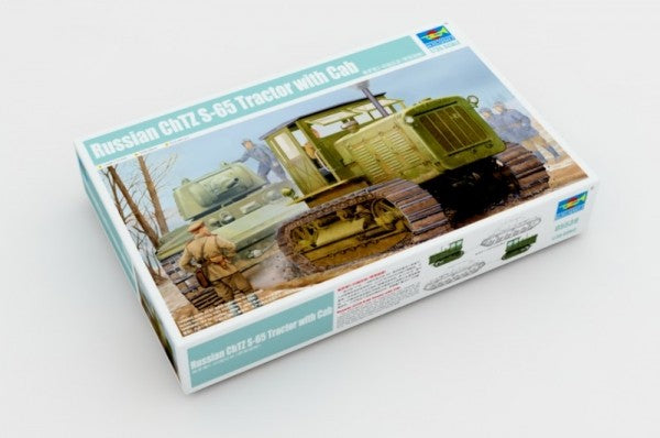 Trumpeter 05539 CHTZ S-65 TRACTOR WITH CAB1 1/35 Model Kit