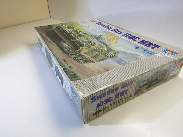 Trumpeter 1/35 Scale Sweden Strv 103C MBT model kit # 00310