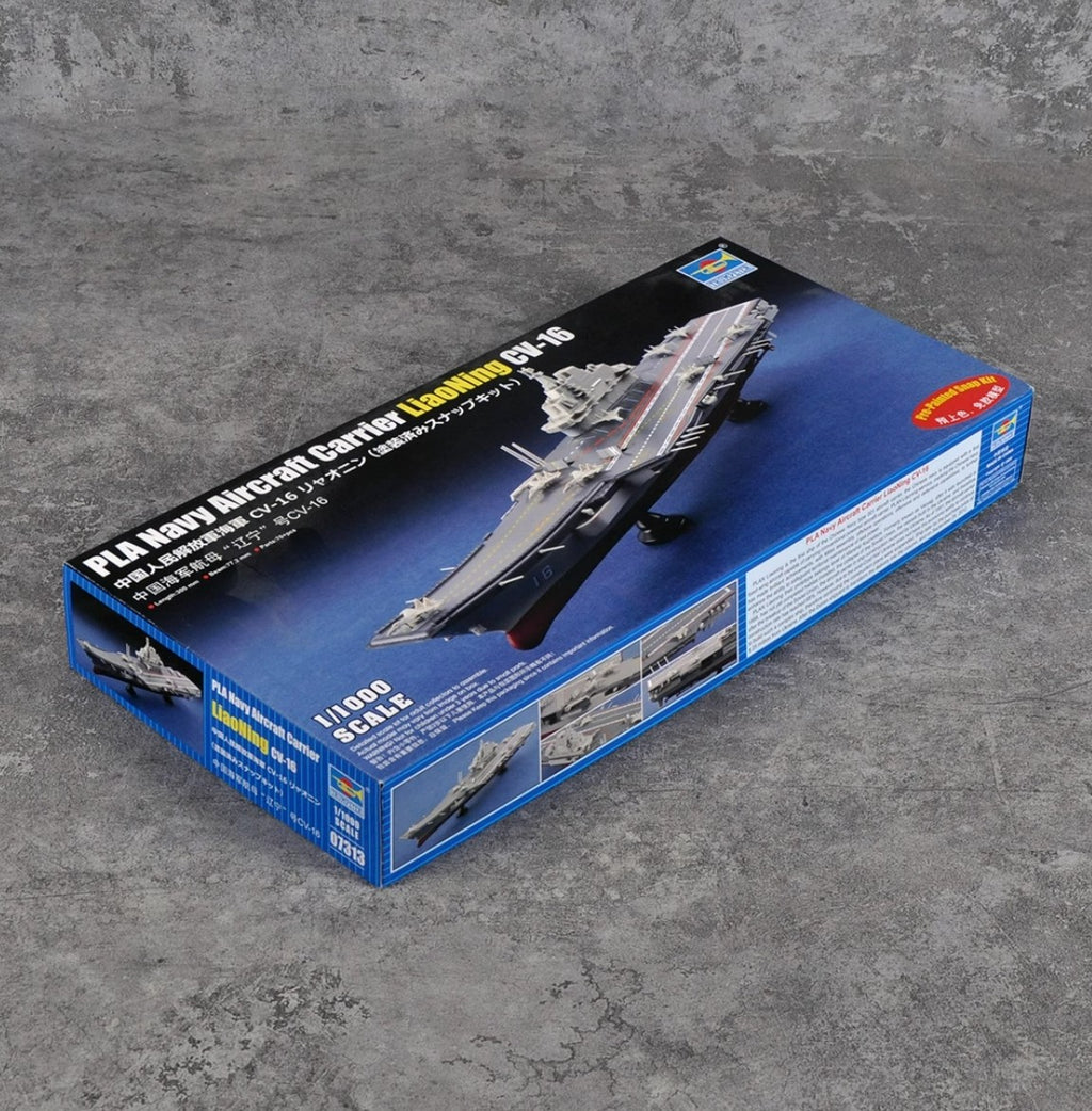 Trumpeter 07313 1/1000 PLA NAVY AIRCRAFT CARRIER LiaoNing CV-16 2019