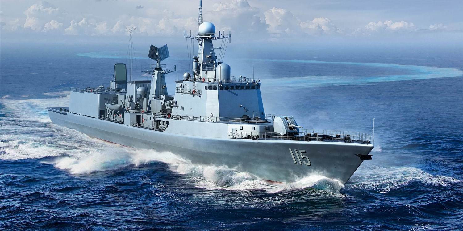 Trumpeter 06731 1:700 Chinas 051C guided missile destroyer Plastic model kit New