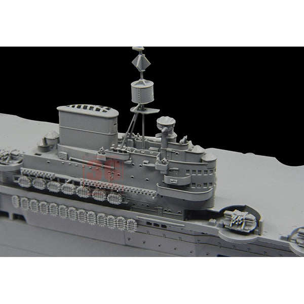 Flyhawk FH1116 1/700 HMS LLLUSTRIOUS 1940 Starter Version Plastic model kit