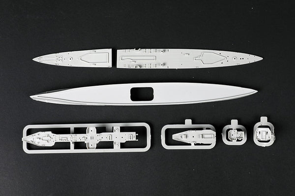 Trumpeter 1/700 06742 HMS COLOMBO Model Kit