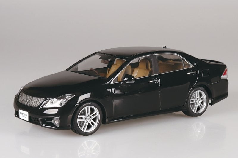 Aoshima AO-20266 1/24 Model Car(143) Kit Toyota GRS204 Crown Athlete '08/'10