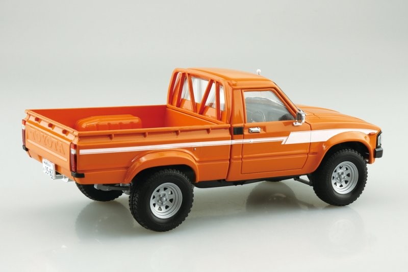 Aoshima AO-06849 1/24 Pick-Up Truck Kit Toyota RN30 Hilux Lift-Up Custom 78 Secondary image