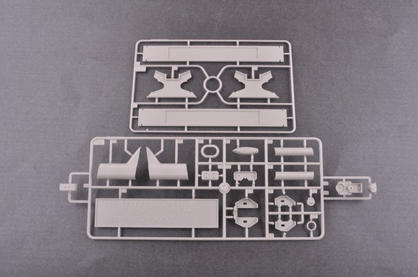 Trumpeter 1/350 05351 Royal Navy Heavy Cruiser HMS model kit▲