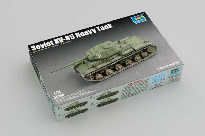 Trumpeter 07127 1/72 Soviet KV-85 Heavy Tank — scale model kit