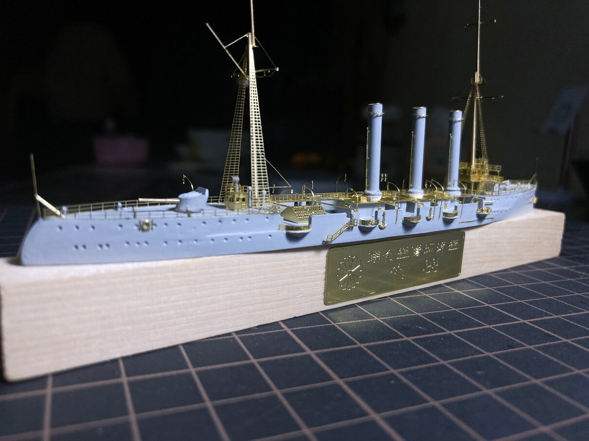 Resin kit 1/700 Imperial Japanese Cruiser Otowa WM03418 — detail view 4