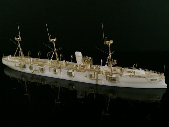 Resin kit 1/700 Imperial Japanese Cruiser Chiyoda WM03411