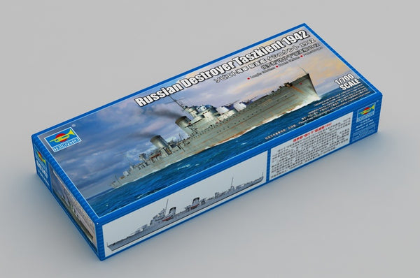 Trumpeter 06747 RUSSIAN DESTROYER TASZKIENT 1942 1/700 Model Kit