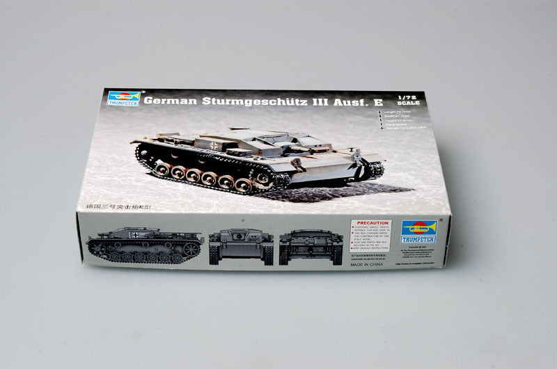 Trumpeter 1/72 07258 German Sturmgeschütz III Ausf. E — scale model kit