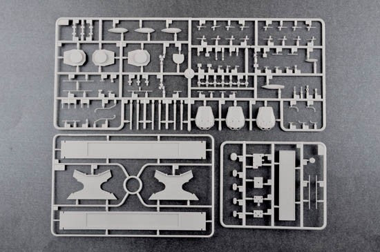 Trumpeter 1/350 HMS DREADNOUGHT 1918 Model Kit - 05330 — detail view 5