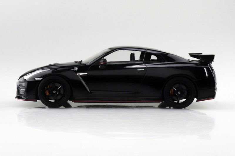 Aoshima AO-06787 1/24 Snap  Nismo Nissan GT-R R35 2017 Meteor Flake Black Pearl — detail view 4