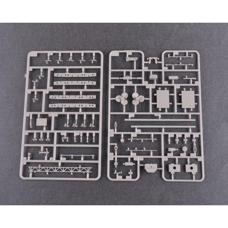 1/200 Trumpeter USS Navy Yorktown CV-5 Aircraft Carrier Warship Kit Model 03711 — detail view 3