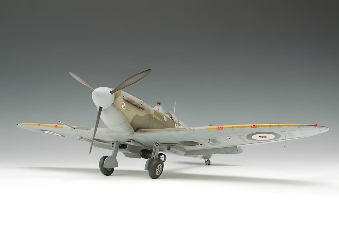 Trumpeter 1/24 02403 SUPERMARINE SPITFIRE MK.VB Model Kit