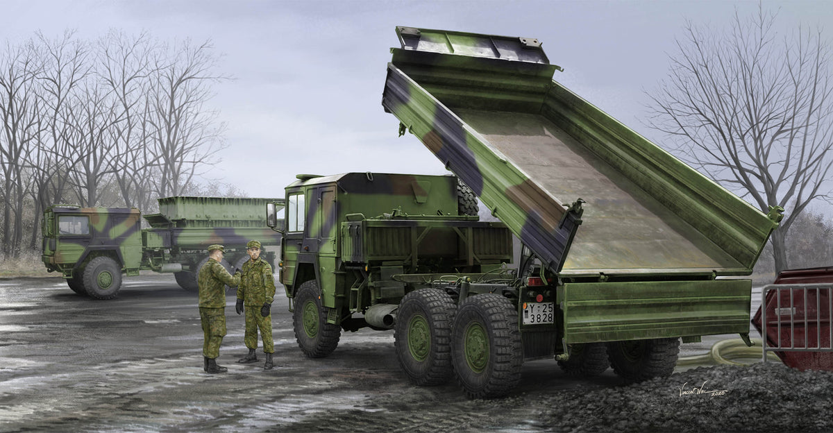 HOBBYBOSS 85520 1/35 LKW 7t dump truck Model Kit Main image