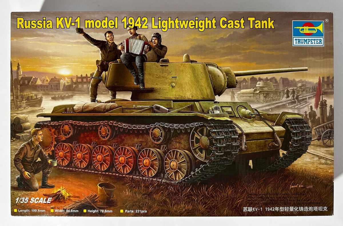 Parts Sealed Trumpeter #00360 1/35 Scale Soviet KV-1 Model 1942 Tank from 2011 — scale model kit