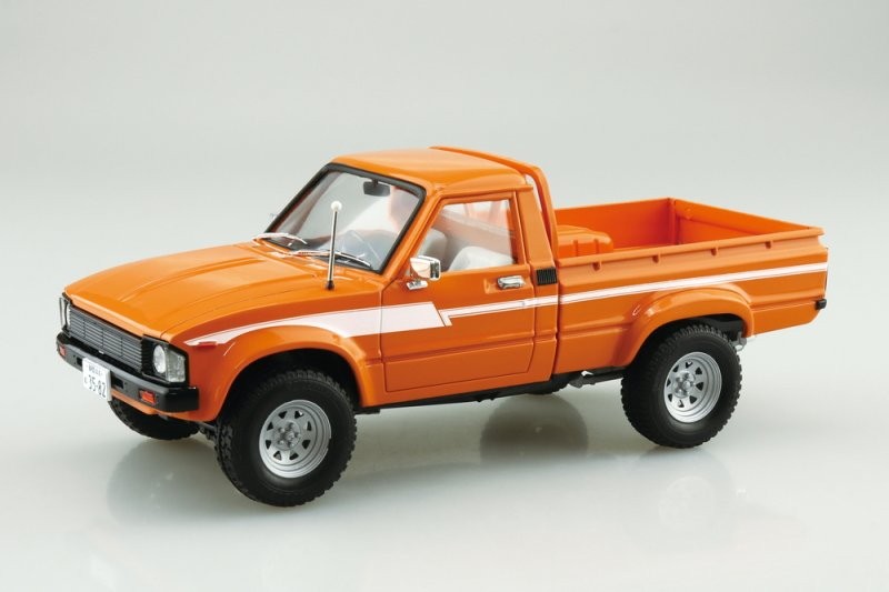 Aoshima AO-06849 1/24 Pick-Up Truck Kit Toyota RN30 Hilux Lift-Up Custom 78 Main image